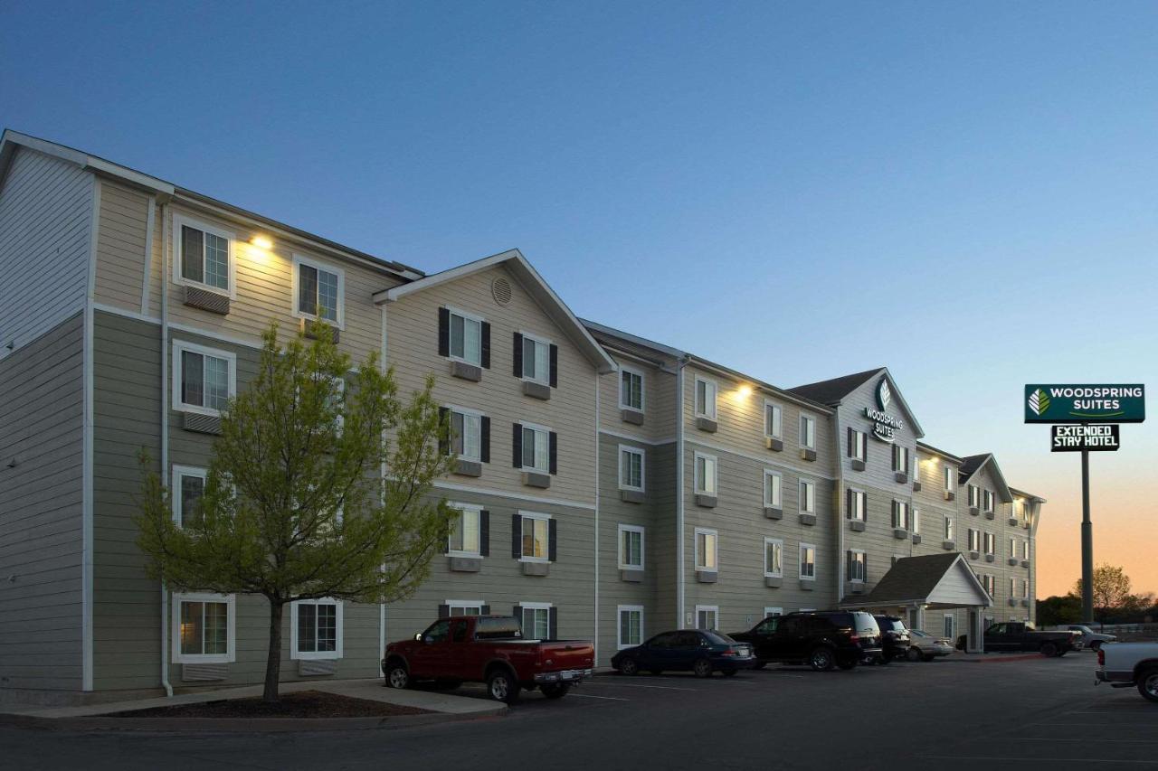 Woodspring Suites San Antonio Fort Sam Exterior foto